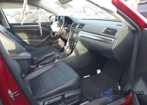 2016 Volkswagen Passat 1.8T Se из США, поврежденный, VIN 1VWBS7A34GC066383